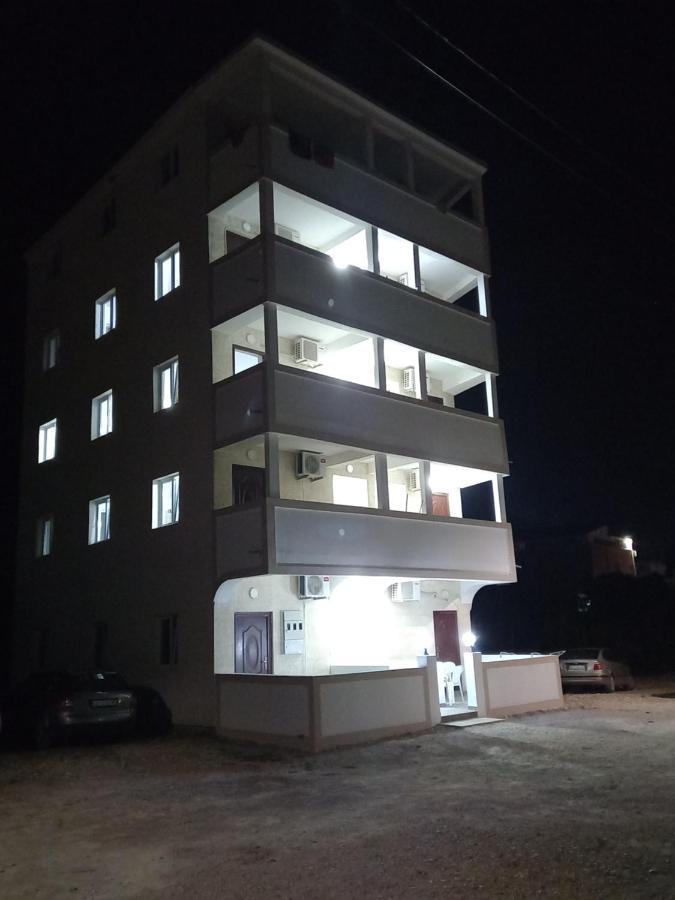 Md Apartmani Čanj Εξωτερικό φωτογραφία